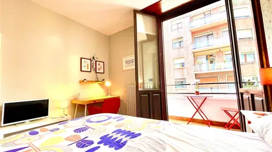 Rooms in Bilbao - photo 10