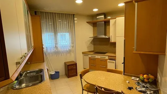 Rooms in Bilbao - photo 8