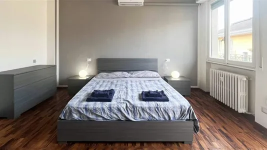 Apartments in Milano Zona 8 - Fiera, Gallaratese, Quarto Oggiaro - photo 3