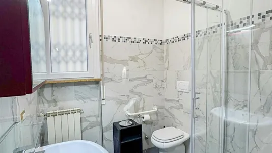 Rooms in Florence - photo 8