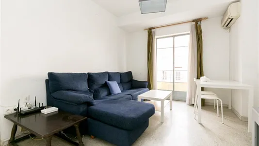 Rooms in Granada - photo 9