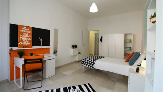 Rooms in Bologna - photo 4