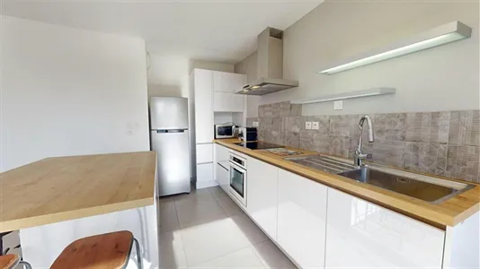 Apartments in Lyon - photo 2