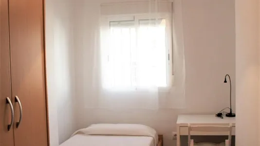 Rooms in El Fontanal - photo 7