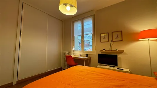 Rooms in Bilbao - photo 10