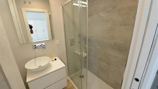 Rooms in Bilbao - photo 8