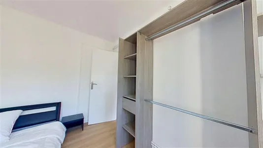 Rooms in Toulon - photo 3