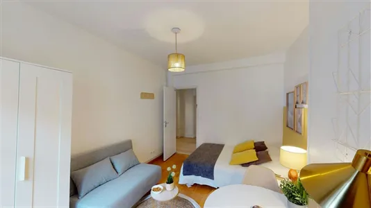 Rooms in Paris 16éme arrondissement (North) - photo 3