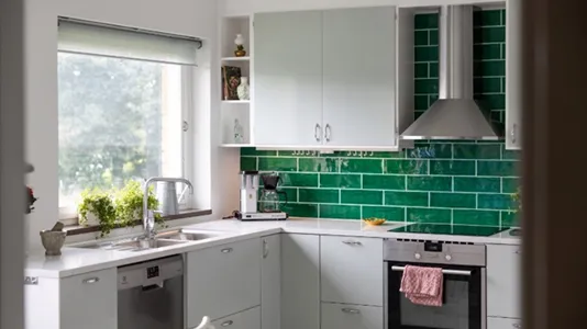 Houses in Tyresö - photo 1