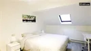 Room for rent, Brussels Etterbeek, Brussels, &lt;span class=&quot;blurred street&quot; onclick=&quot;ProcessAdRequest(6911604)&quot;&gt;&lt;span class=&quot;hint&quot;&gt;See streetname&lt;/span&gt;[xxxxxxxxxxxxx]&lt;/span&gt;