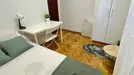 Room for rent, Zaragoza, Aragón, &lt;span class=&quot;blurred street&quot; onclick=&quot;ProcessAdRequest(8700379)&quot;&gt;&lt;span class=&quot;hint&quot;&gt;See streetname&lt;/span&gt;[xxxxxxxxxxxxx]&lt;/span&gt;