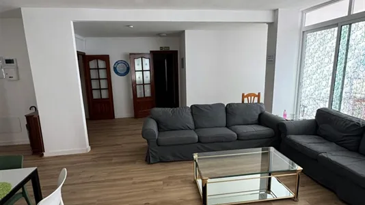 Rooms in Málaga - photo 5