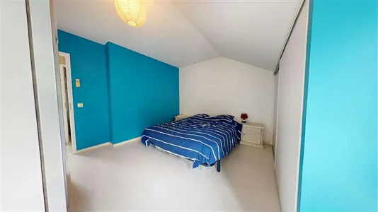 Houses in Grenoble - photo 4