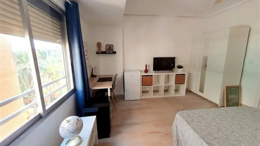 Rooms in Valencia Poblats Marítims - photo 4