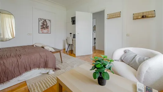 Rooms in Madrid Chamberí - photo 4