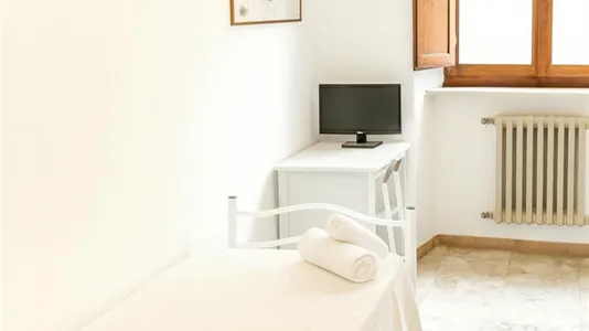 Rooms in Siena - photo 4