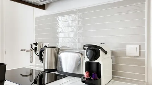 Apartments in Paris 17ème arrondissement - photo 5