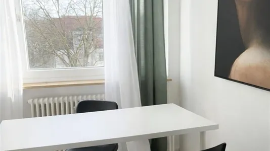 Rooms in Garching - photo 4
