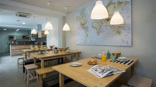 Rooms in Rocafort - photo 9