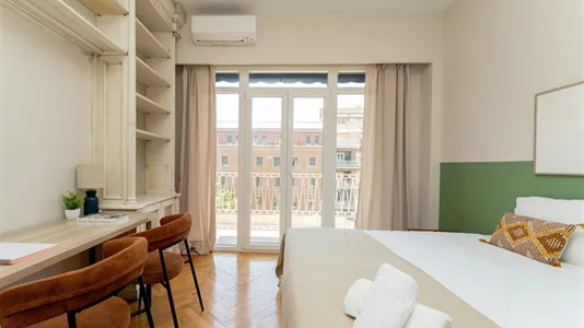 Rooms in Madrid Chamberí - photo 2