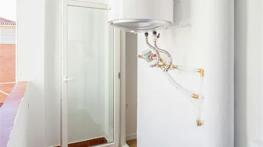 Rooms in Zaragoza - photo 4