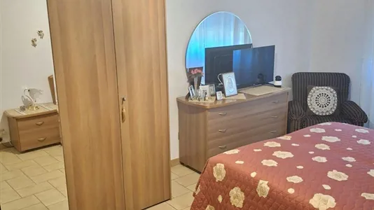 Rooms in Roma Municipio V – Prenestino/Centocelle - photo 2