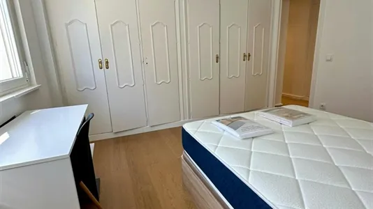 Rooms in Madrid Salamanca - photo 4