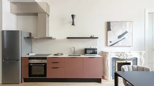 Apartments in Barcelona Ciutat Vella - photo 7