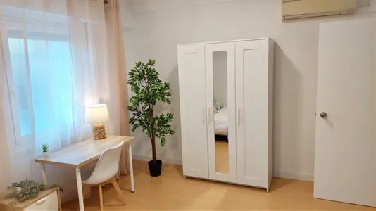 Rooms in Madrid Salamanca - photo 5