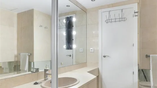 Rooms in Madrid Chamberí - photo 9