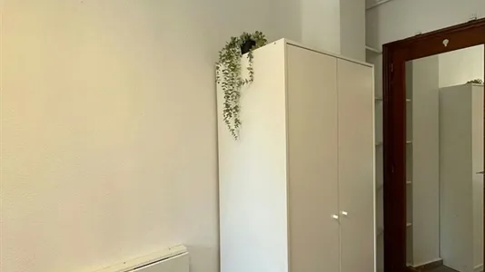 Rooms in Mislata - photo 7