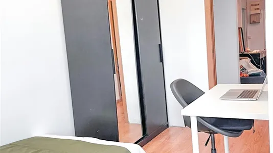 Rooms in Barcelona Ciutat Vella - photo 5