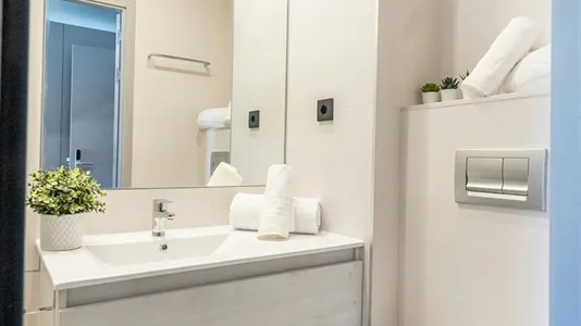 Rooms in Enramadilla - photo 8