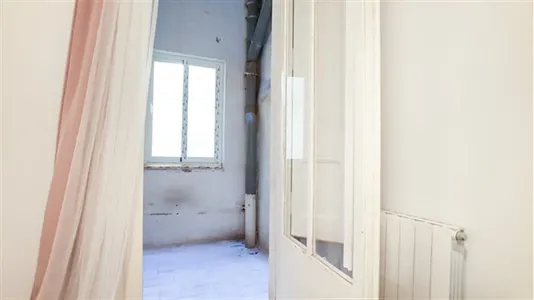 Rooms in Barcelona Eixample - photo 4