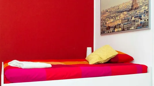 Rooms in Milano Zona 8 - Fiera, Gallaratese, Quarto Oggiaro - photo 4