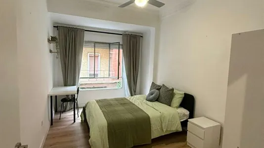 Rooms in Alaquàs - photo 1