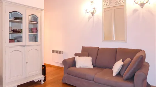 Apartments in Paris 7ème arrondissement - photo 8