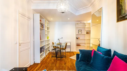 Apartments in Paris 15ème arrondissement - photo 9