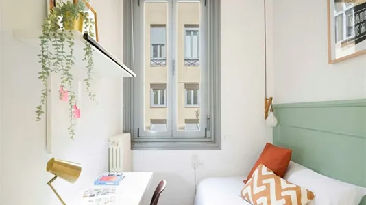 Rooms in Madrid Centro - photo 1