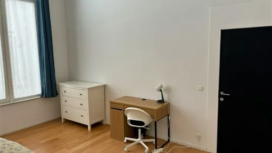 Rooms in Brussels Schaarbeek - photo 4