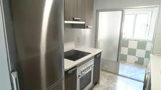 Rooms in Granada - photo 9