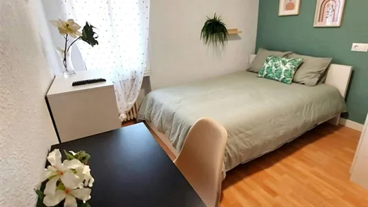 Rooms in Madrid Hortaleza - photo 4