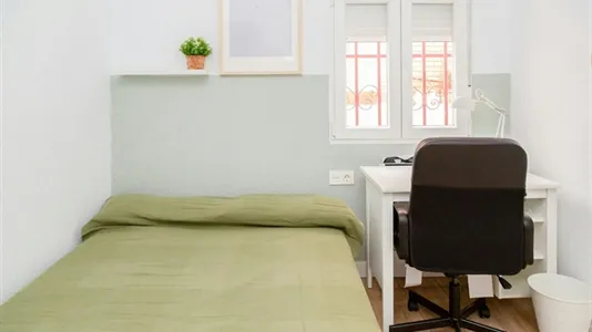 Rooms in Zaragoza - photo 5