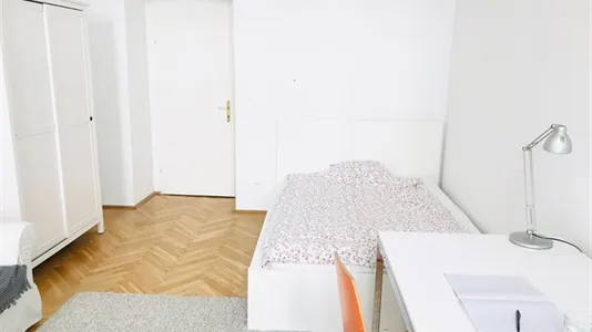 Rooms in Wien Währing - photo 4