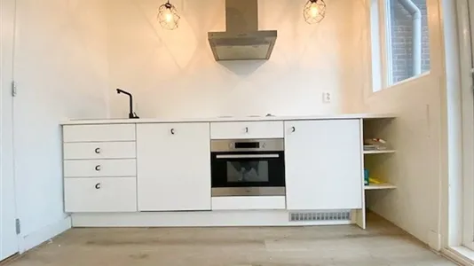 Houses in Dordrecht - photo 4