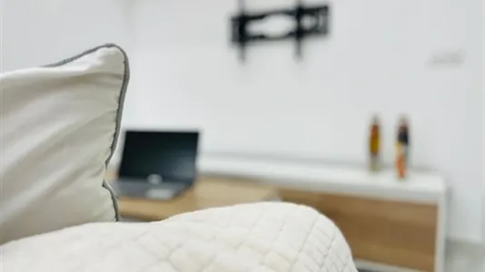 Apartments in Móstoles - photo 5