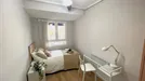 Room for rent, Valencia L'Eixample, Valencia (region), &lt;span class=&quot;blurred street&quot; onclick=&quot;ProcessAdRequest(9249670)&quot;&gt;&lt;span class=&quot;hint&quot;&gt;See streetname&lt;/span&gt;[xxxxxxxxxxxxx]&lt;/span&gt;