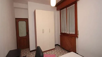 Room for rent in Milano Zona 7 - Baggio, De Angeli, San Siro, Milan