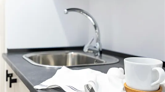 Rooms in Madrid Moncloa-Aravaca - photo 9