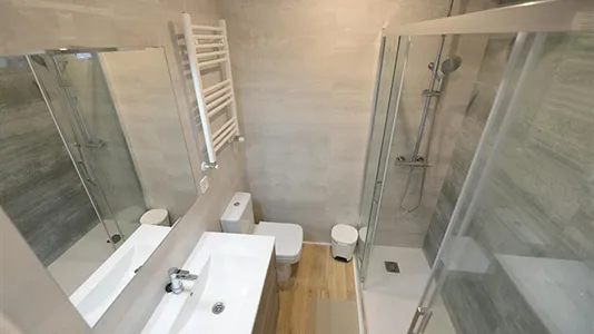 Rooms in Bilbao - photo 9